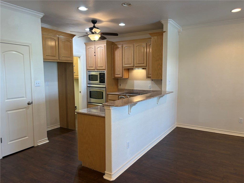 14813 Leeward Dr 502 Property Photo 6