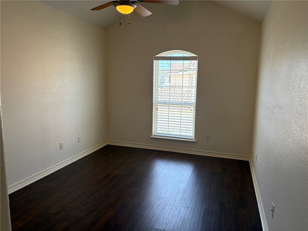 14813 Leeward Dr 502 Property Photo 8