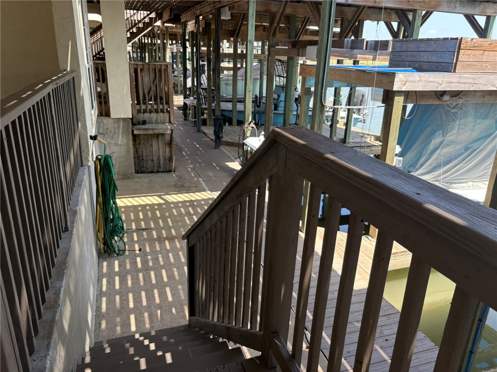 14813 Leeward Dr 502 Property Photo 25