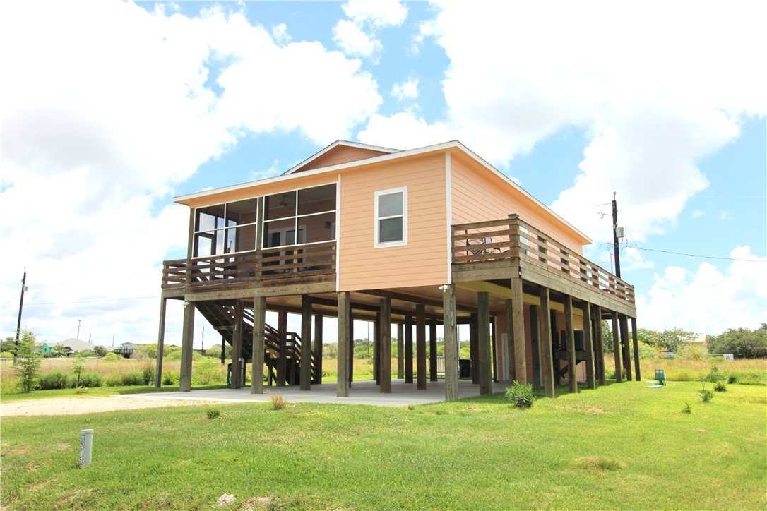 11 & 12 Bayview Loop Property Photo 1