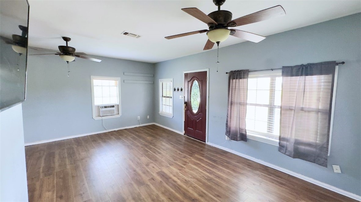 134 W C Ave Property Photo 3