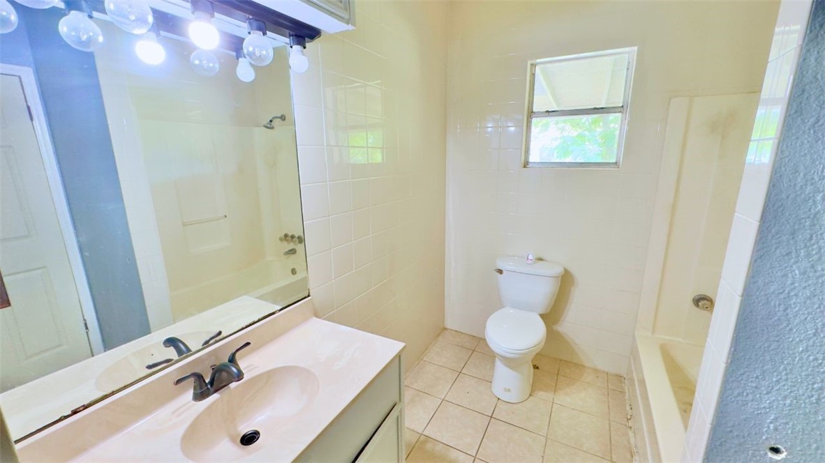 134 W C Ave Property Photo 8