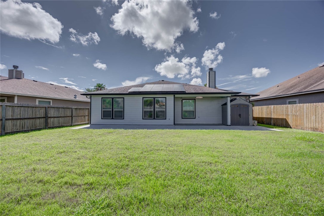3021 Neches Dr Property Photo 3