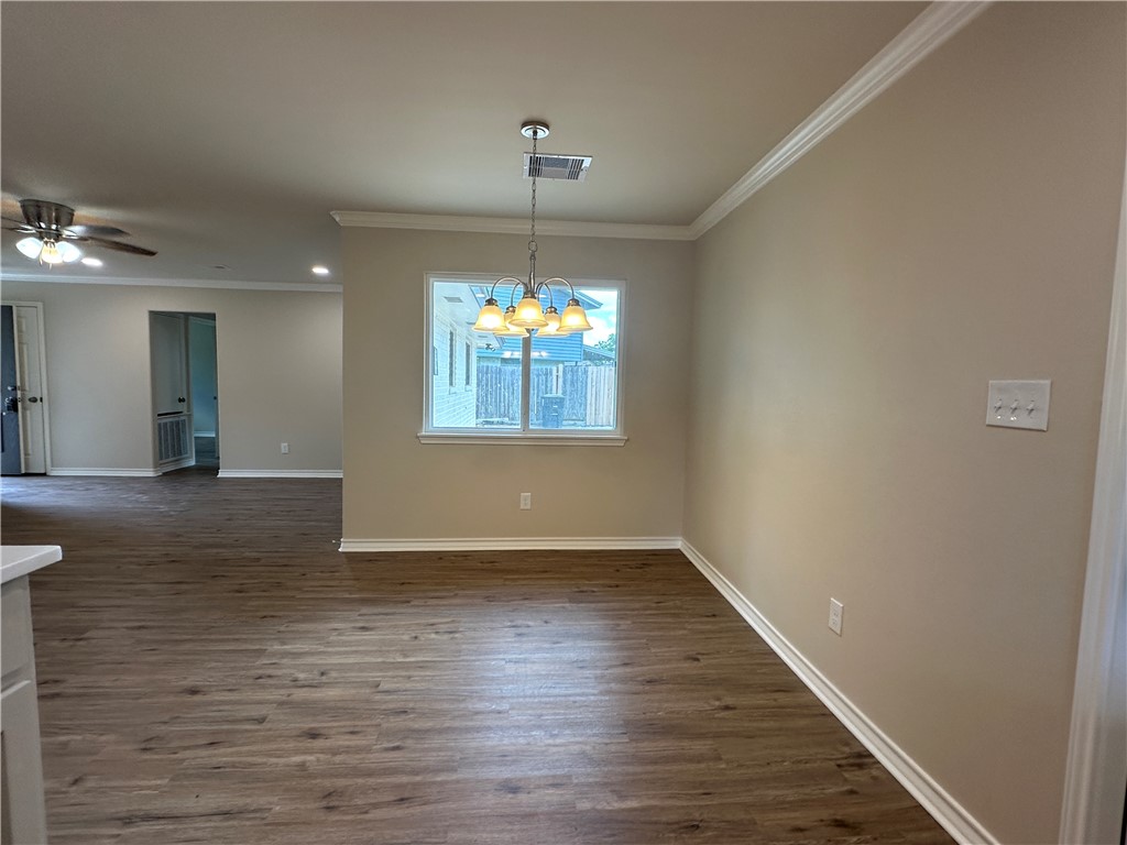 3313 Lynnwood Property Photo 3