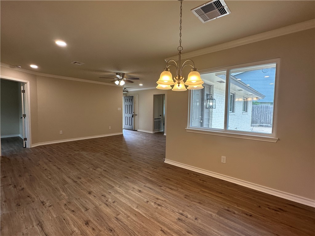 3313 Lynnwood Property Photo 5