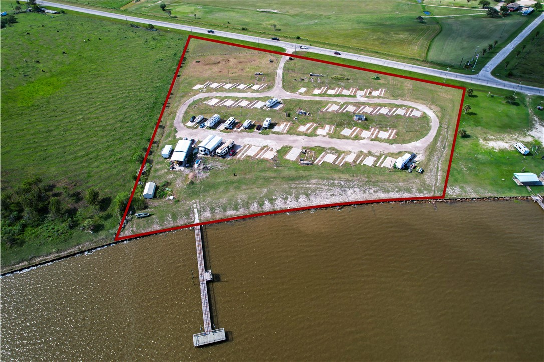 6649 Tx-35 S Property Photo 1