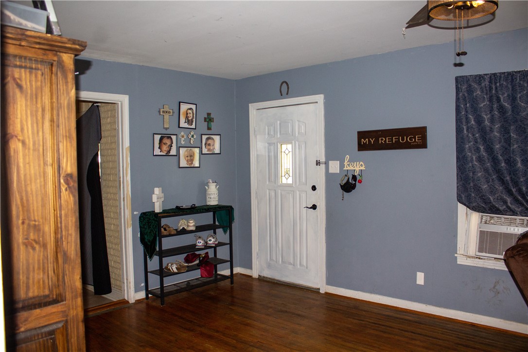 405 W Walton St Property Photo 11