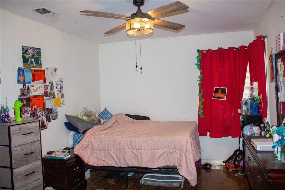 405 W Walton St Property Photo 13