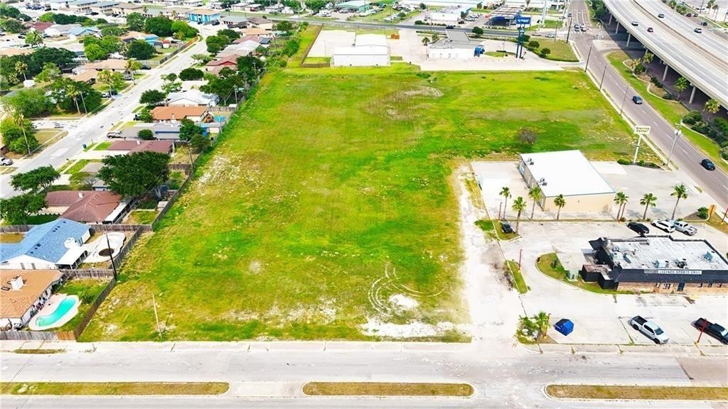 9526 S Padre Island Dr Property Photo 3