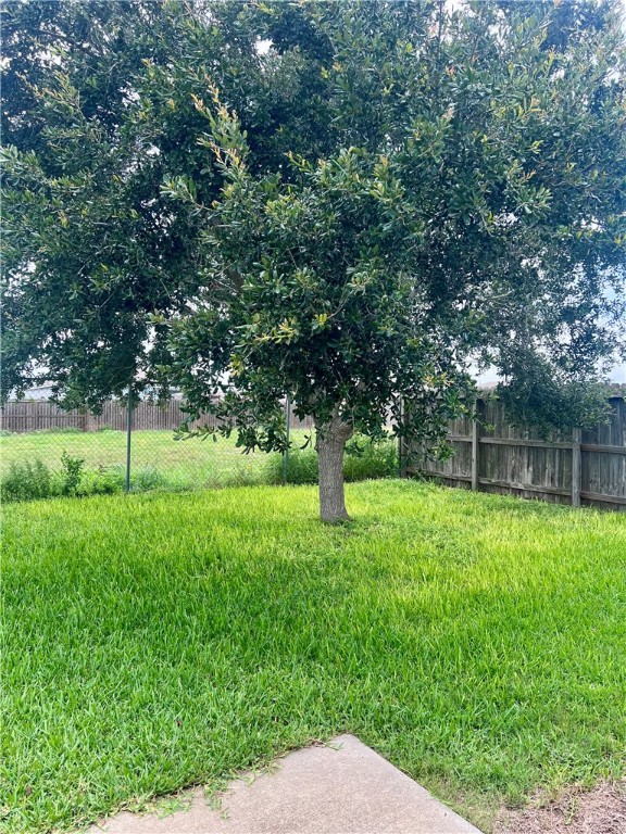 7490 Star Harbor Dr Property Photo 17