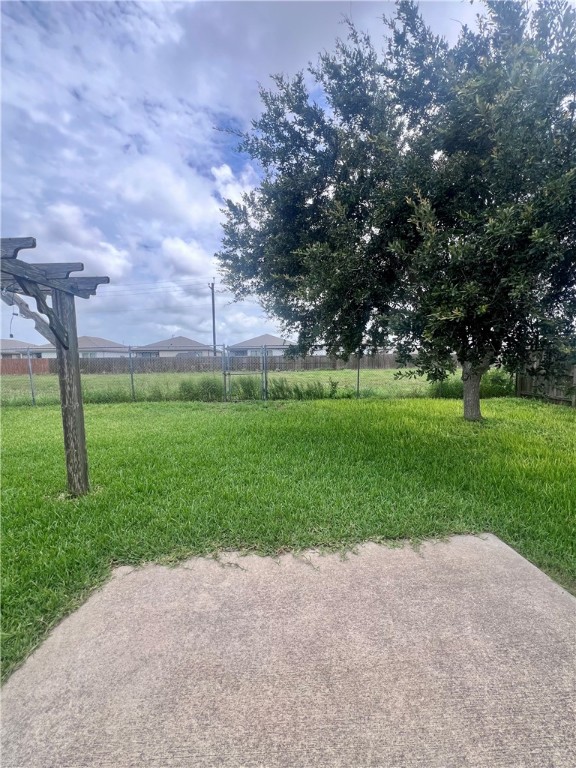 7490 Star Harbor Dr Property Photo 18