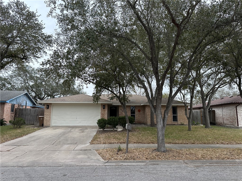6118 Locke Property Photo 1