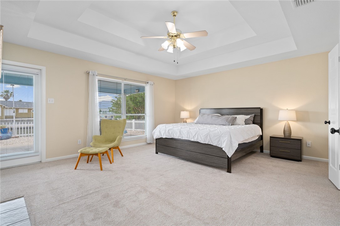 1025 Pompano Dr Property Photo 14