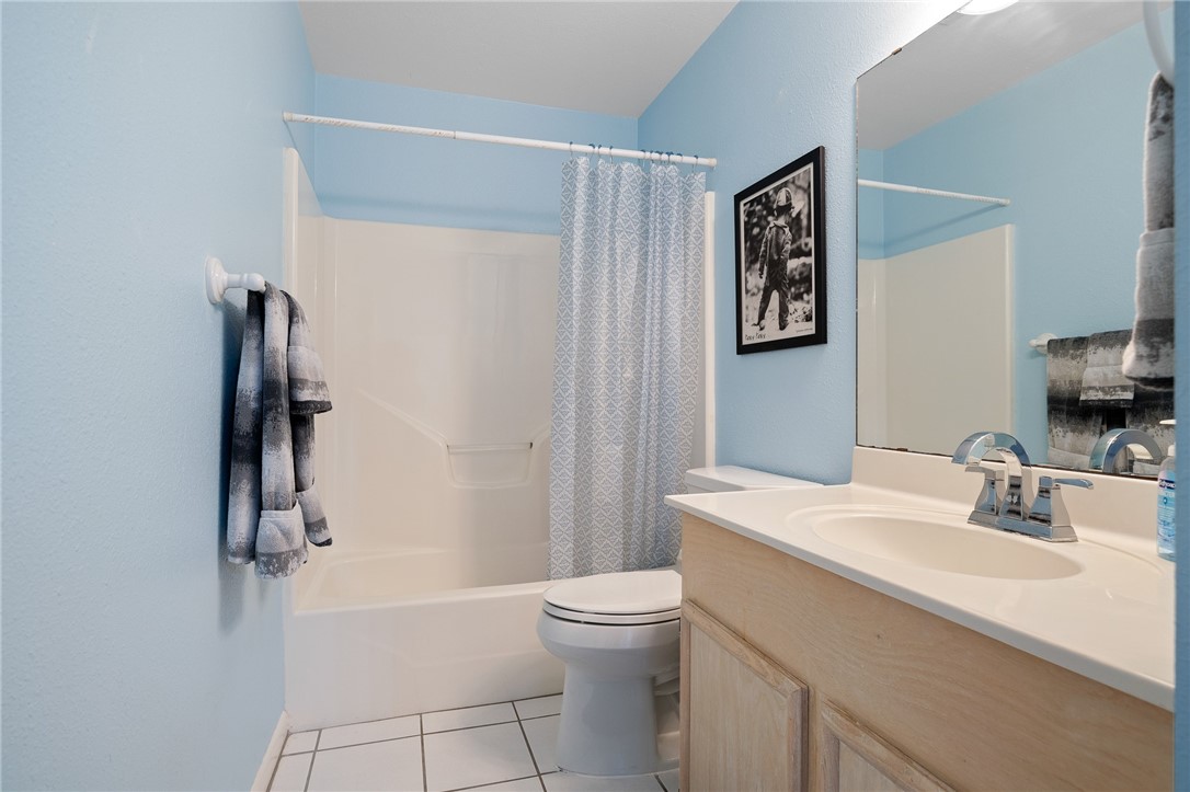 1025 Pompano Dr Property Photo 21