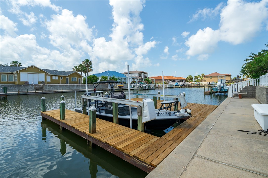 1025 Pompano Dr Property Photo 25