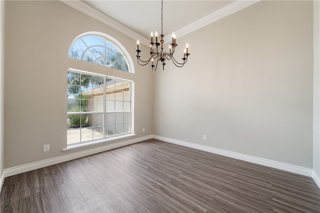 7529 Annemasse St Property Photo 15