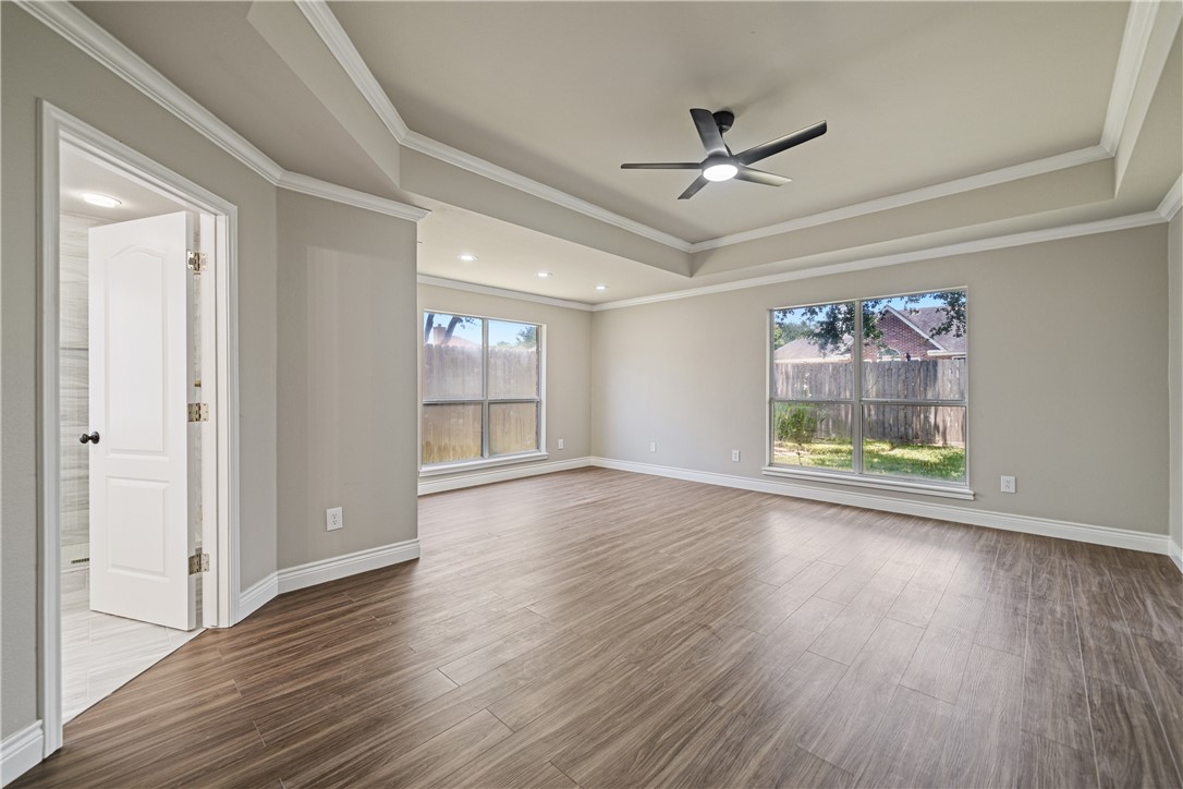 7529 Annemasse St Property Photo 18
