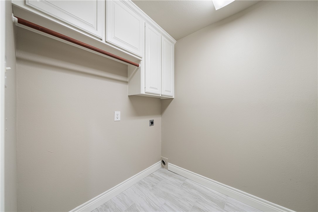 7529 Annemasse St Property Photo 34