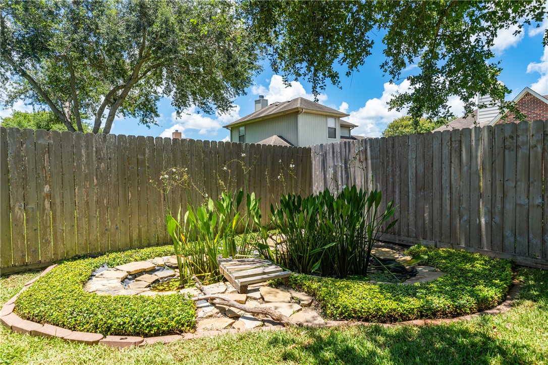 7529 Annemasse St Property Photo 37
