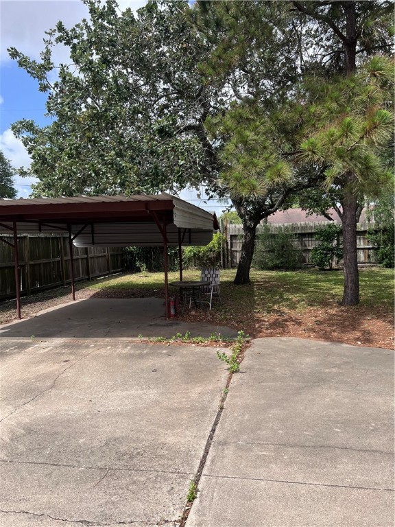 5825 San Saba Dr Property Photo 39