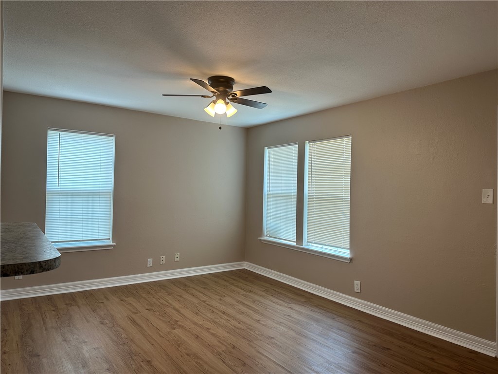 905 Ronald Dr Property Photo 6