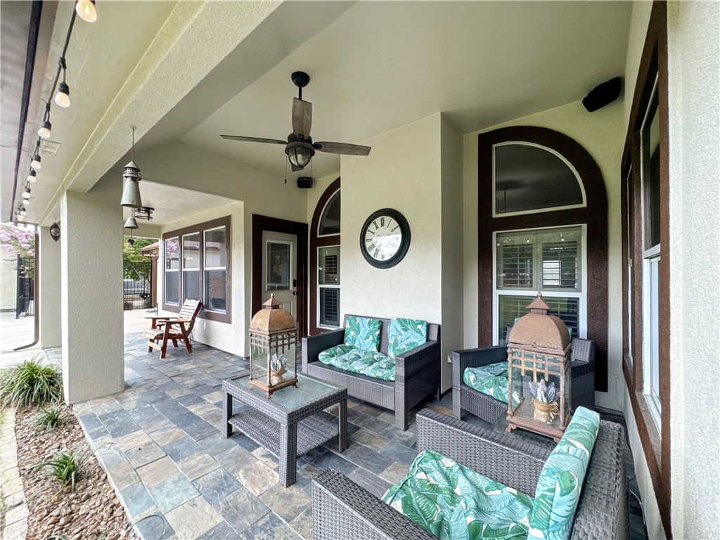 13910 Riverway Dr Property Photo 31