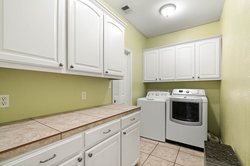2214 N Mccampbell St Property Photo 21