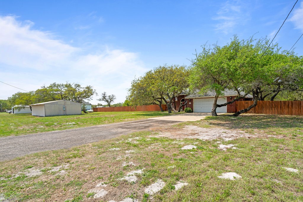 2214 N Mccampbell St Property Photo 24