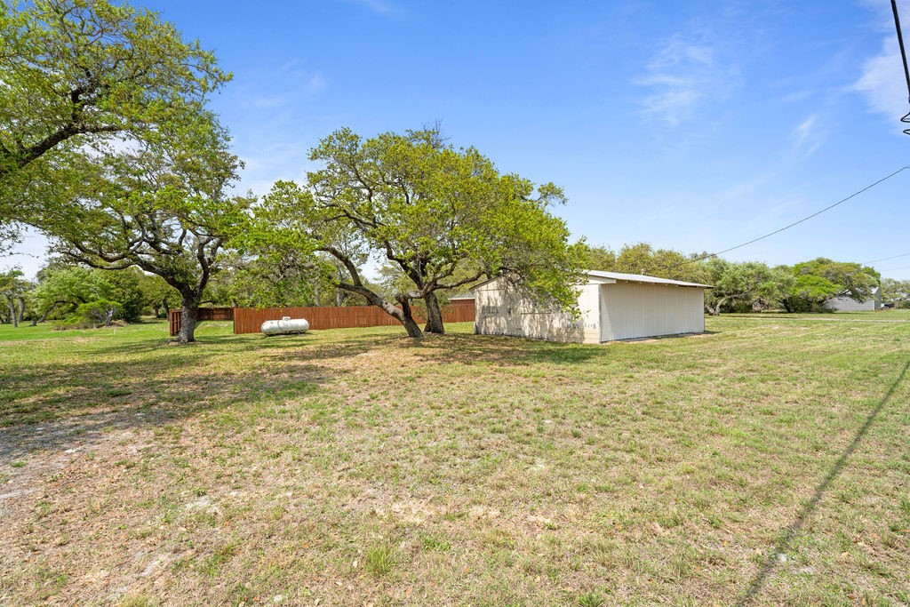 2214 N Mccampbell St Property Photo 33