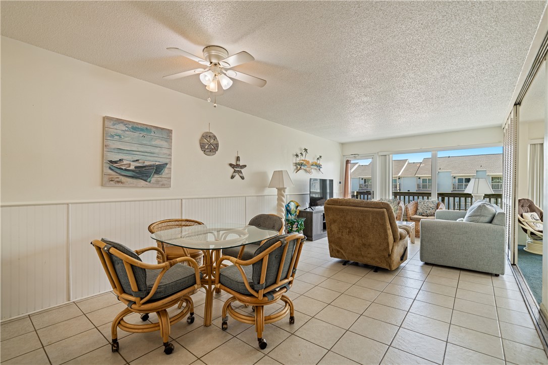 14810 Windward Dr 301 Property Photo 12