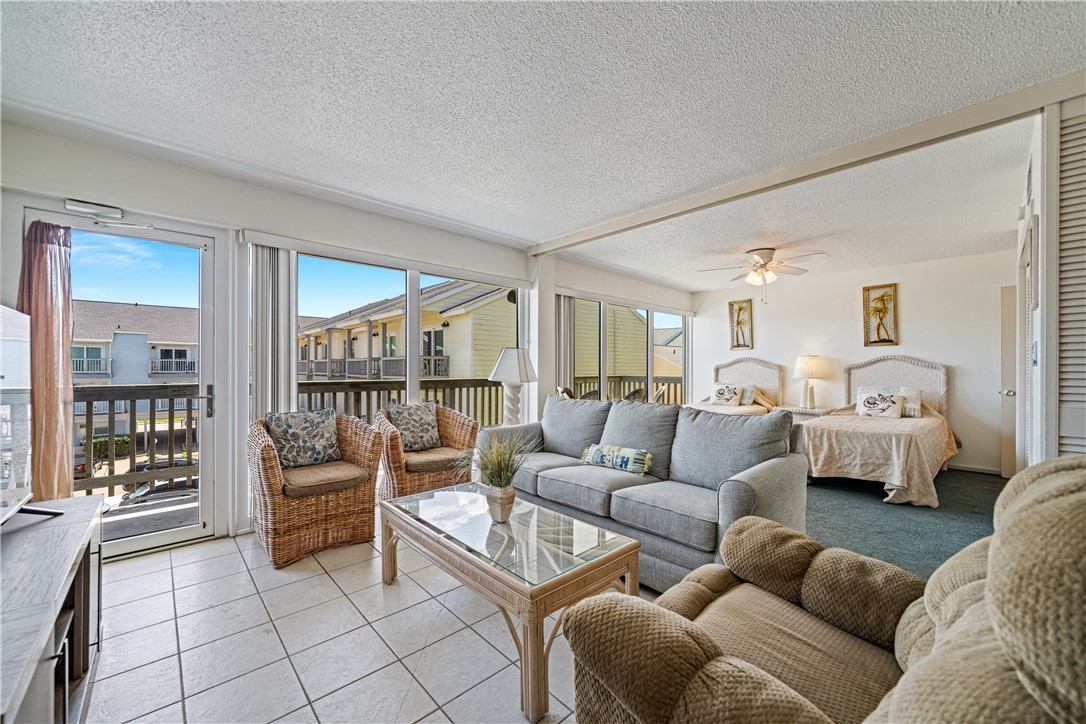 14810 Windward Dr 301 Property Photo 17
