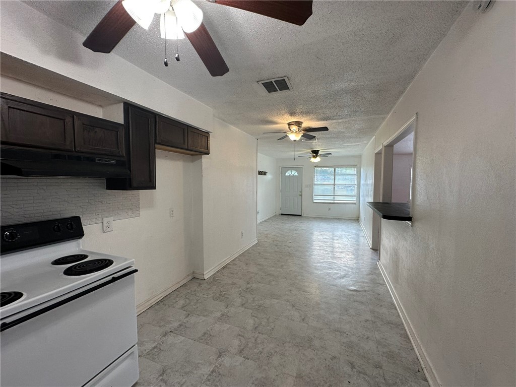 115 Lee Ave Property Photo 8