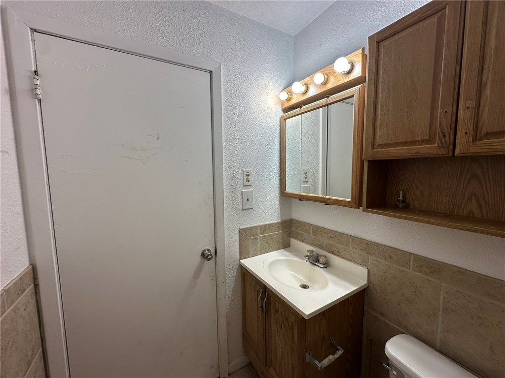 115 Lee Ave Property Photo 16