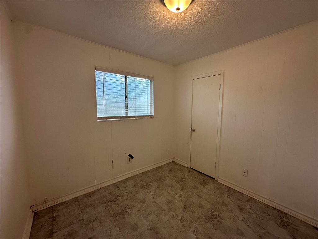 115 Lee Ave Property Photo 19