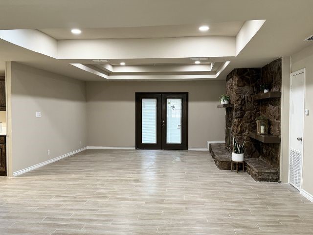 1501 Rose Dr Property Photo 4