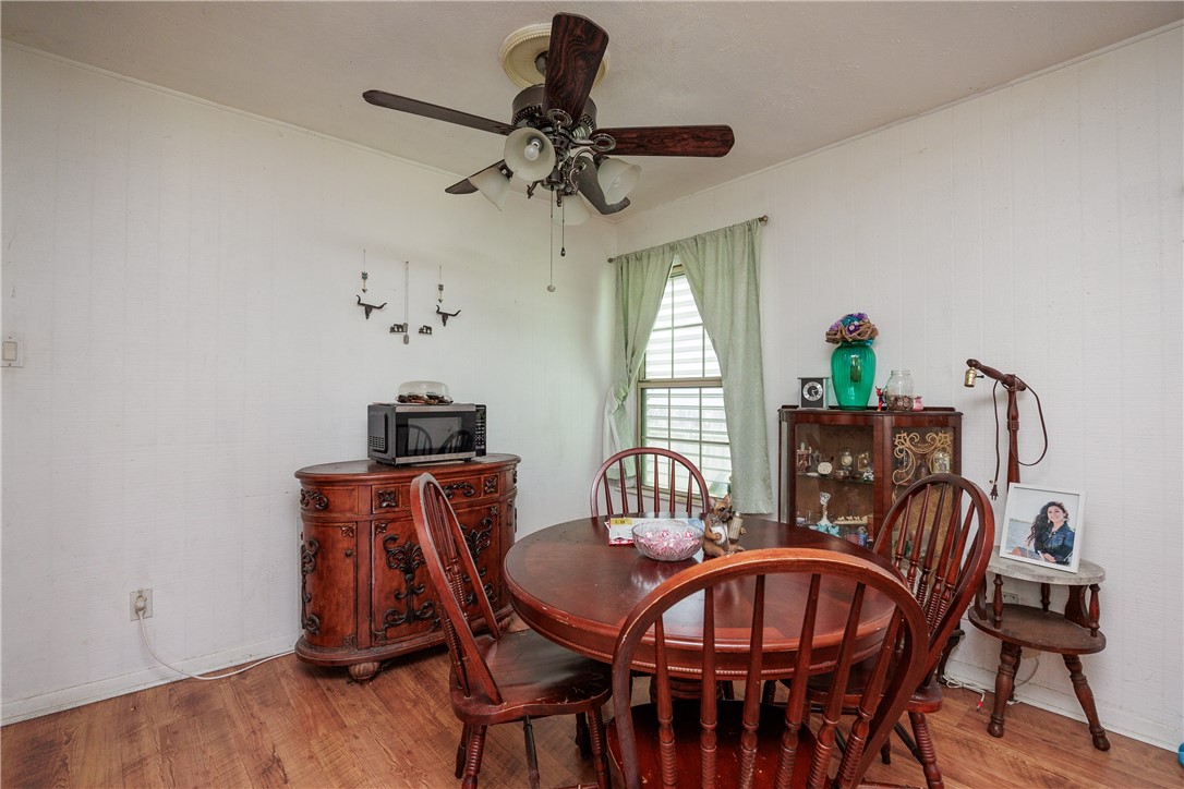 1037 Collingswood Dr Property Photo 10