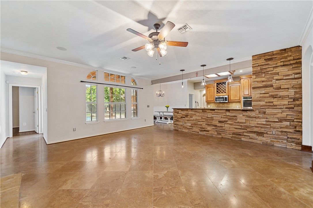 5609 Leicester Dr Property Photo 10