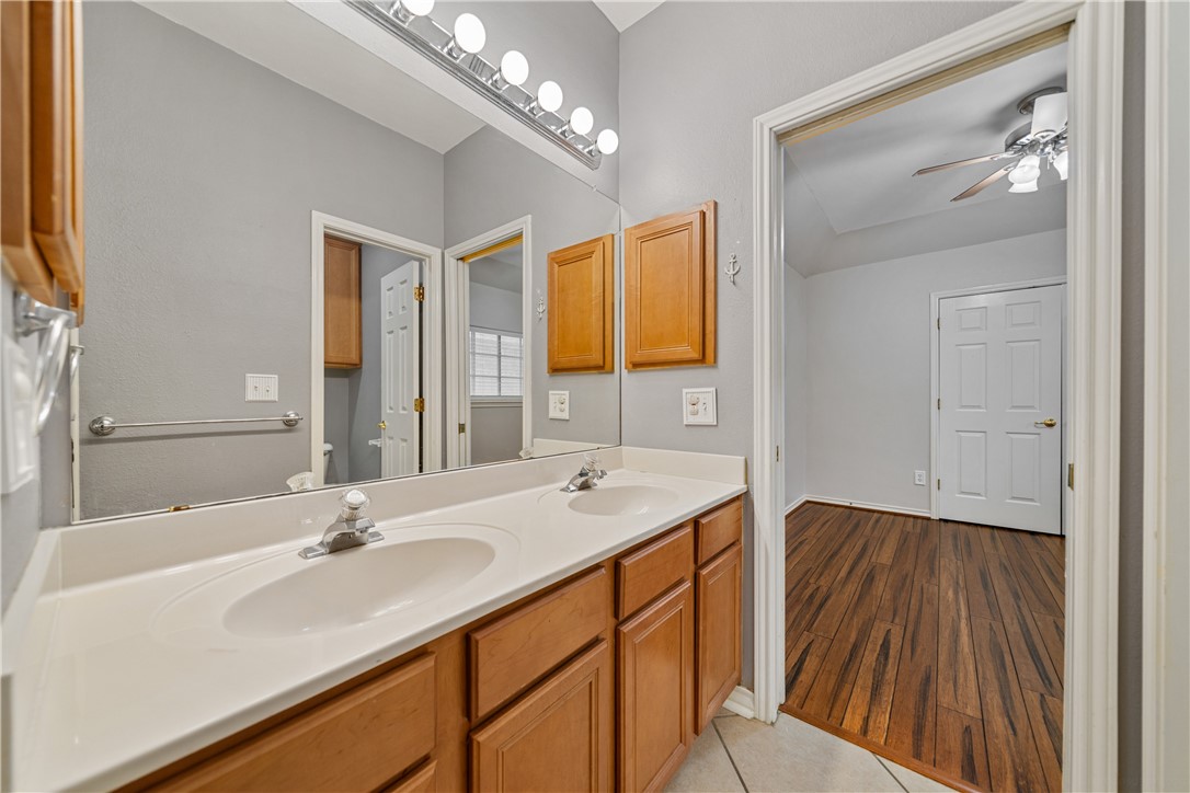 5609 Leicester Dr Property Photo 27
