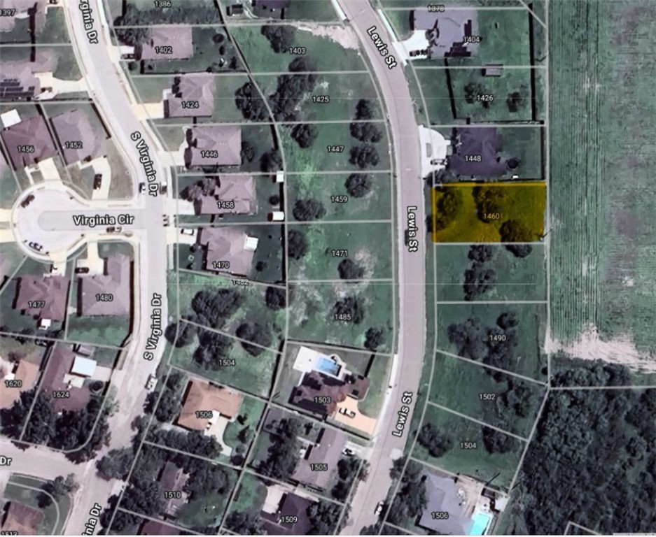 1460 Lewis St Property Photo 1