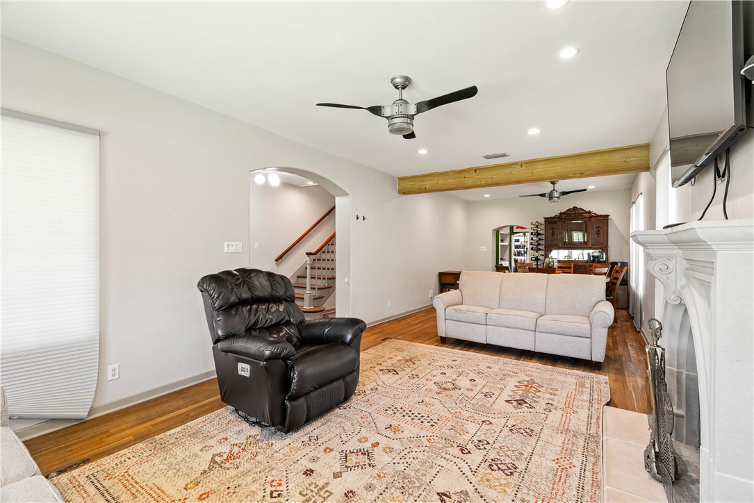 1401 Omohundro St Property Photo 13