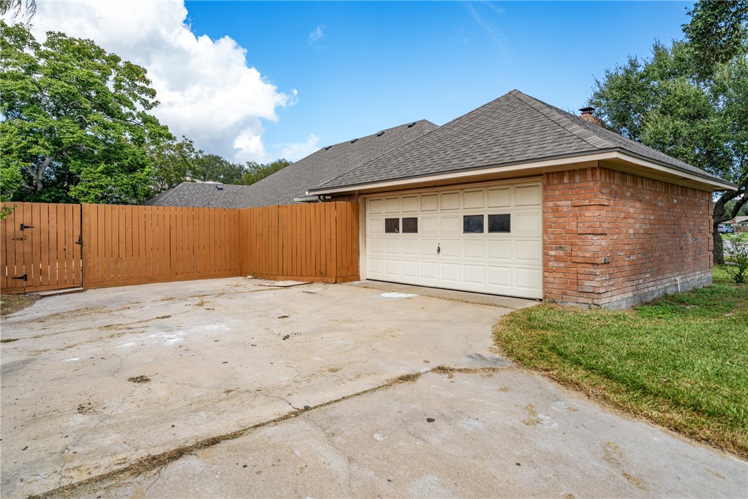 5305 Hunt Circ Property Photo 4