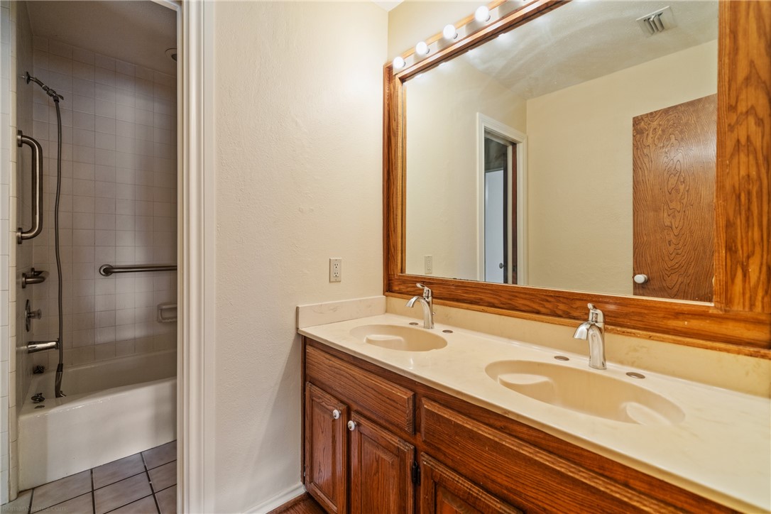 5305 Hunt Circ Property Photo 25