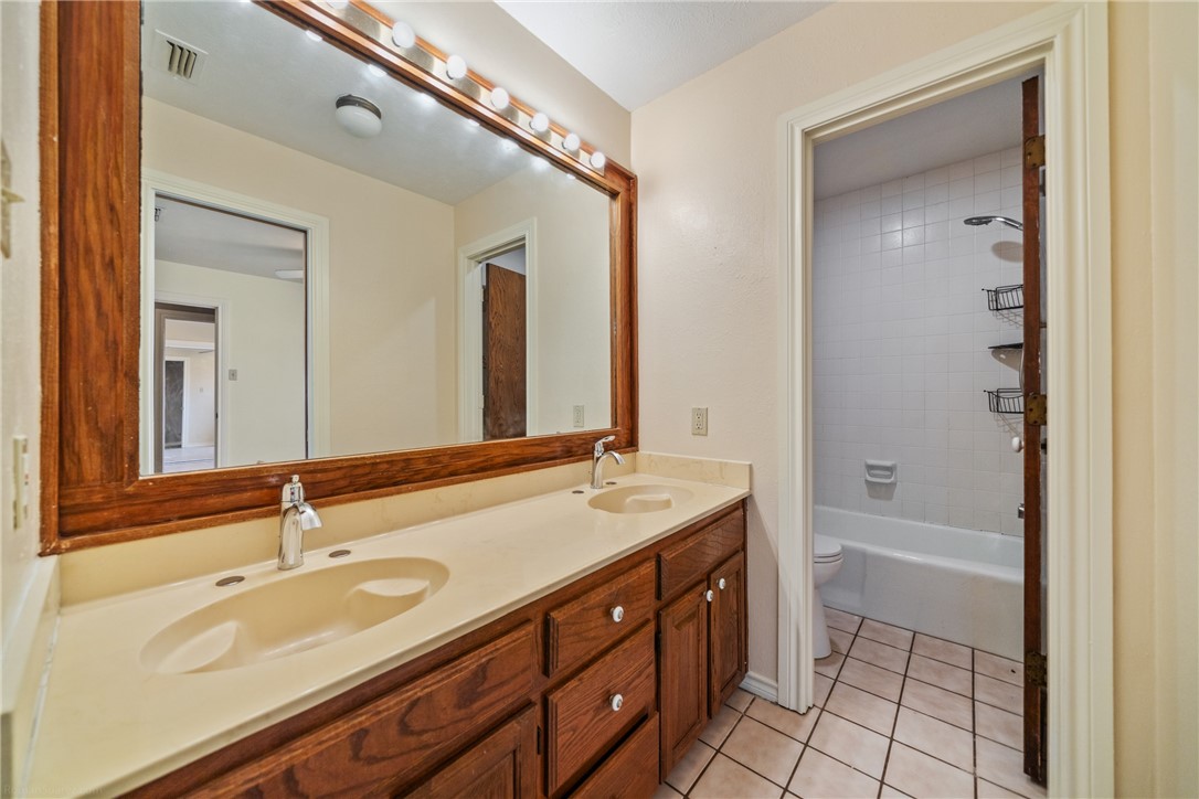 5305 Hunt Circ Property Photo 26