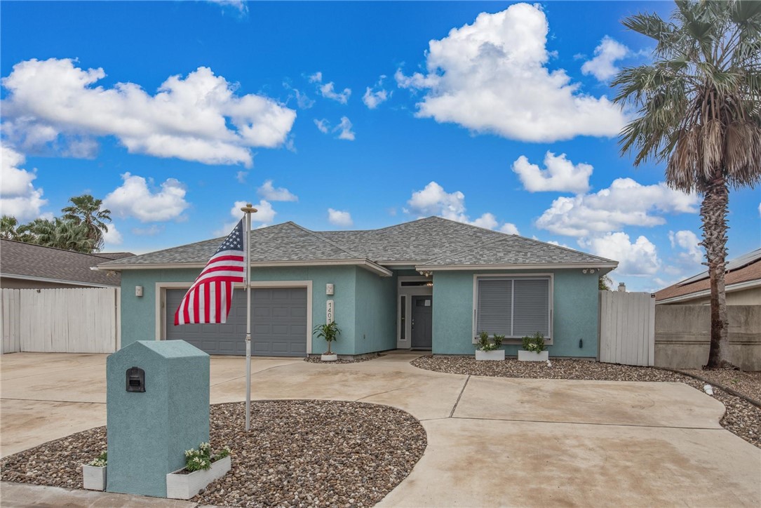 14013 Hawksnest Bay Dr Property Photo 4