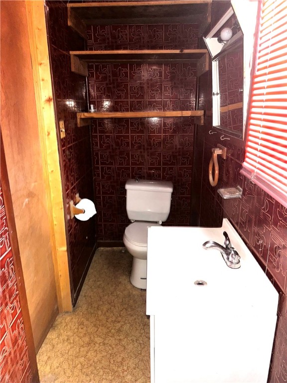 18096 Highway 234 Property Photo 10