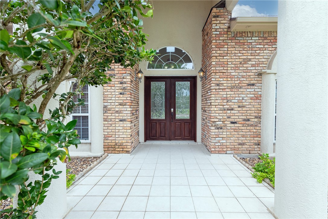 4 E Bar Le Doc Dr Property Photo 4