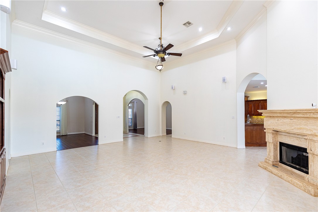 4 E Bar Le Doc Dr Property Photo 6