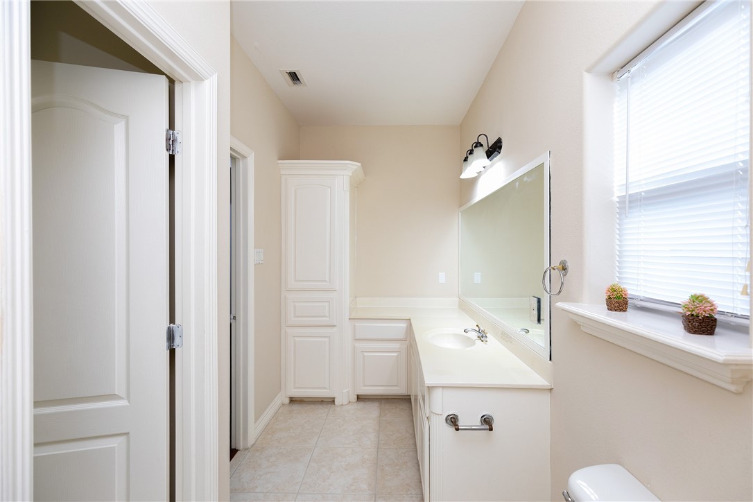 4 E Bar Le Doc Dr Property Photo 25