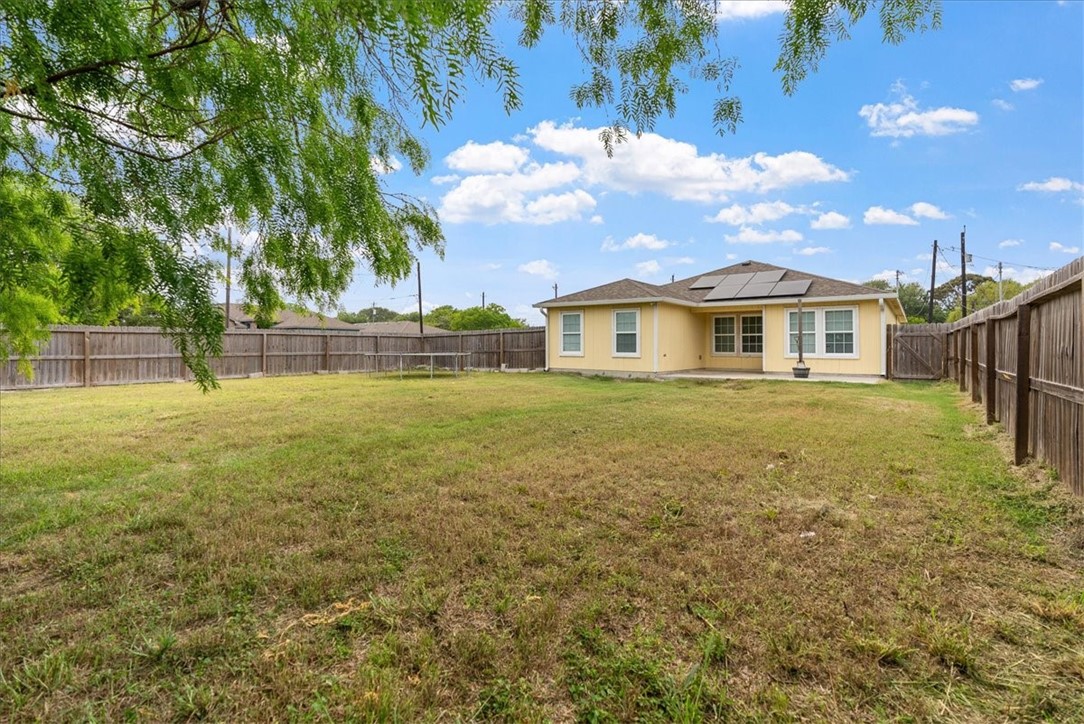 525 Military Dr Property Photo 18
