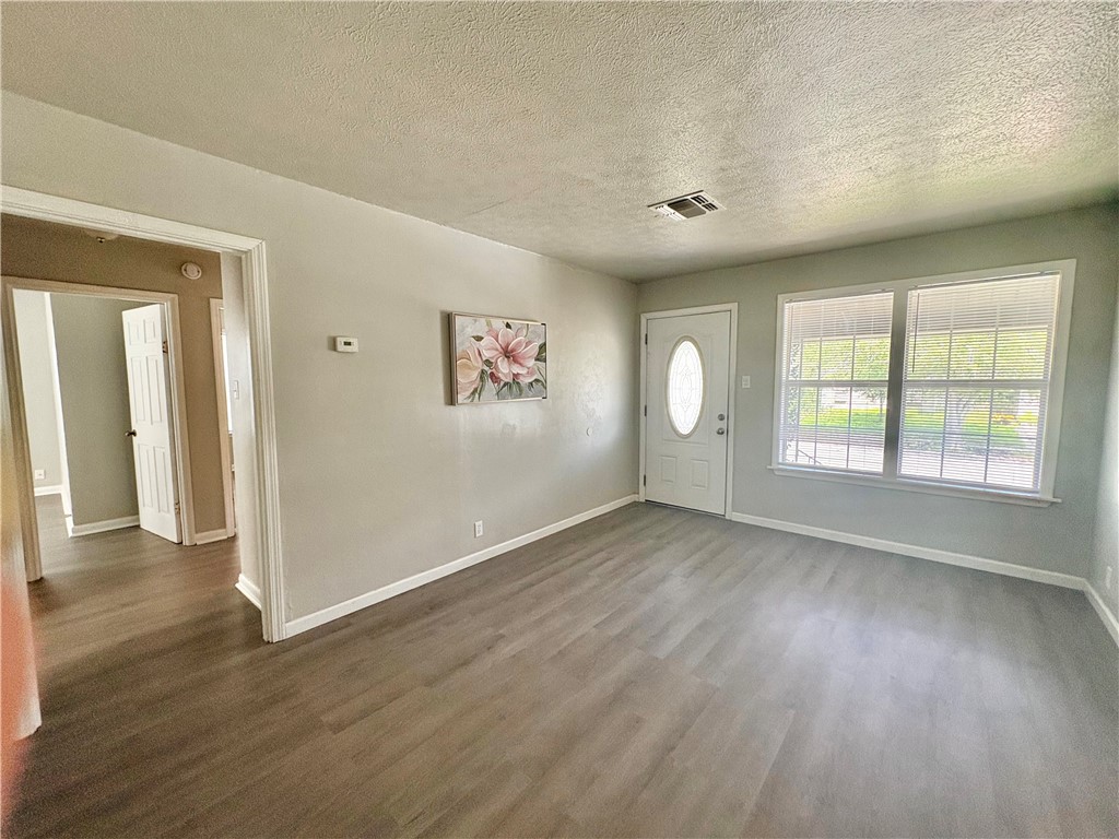 1230 Dona Property Photo 3